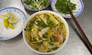 Quán bún chả cá hơn 50 năm ở Đà Nẵng